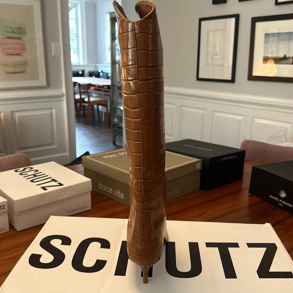 SCHUTZ “Mary Boot” NEW WITH TAGS $35 - Picture 2 of 3